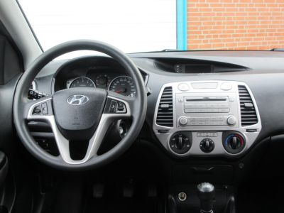 Hyundai i20 1.2i i-Motion, Airco, Trekhaak, 4 Nw banden, APK 10-25