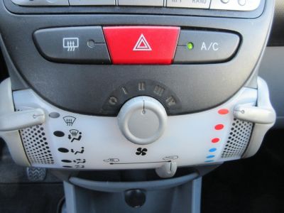 Toyota Aygo 1.0-12V Comfort, Airco, 5 Drs, NL auto, APK 10-25