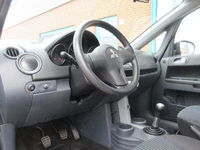 Mitsubishi Colt 1.3 Invite, 5 Drs, Schuifbank, Lage km, APK 10-26