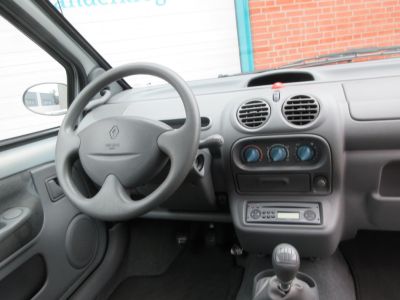 Renault Twingo 1.2 Authentique, Elec.ramen, NL auto, 67.839 km, APK 2-27