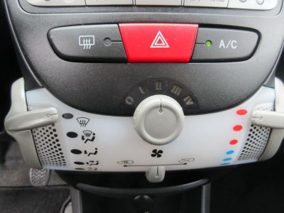 Peugeot 107 1.0 Active, Airco, NL auto, Alle Season, APK 3-27