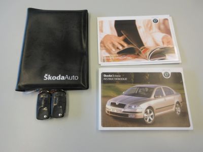 Škoda Octavia 1.6 Elegance, Clima, Comf, Lage km, APK 3-27