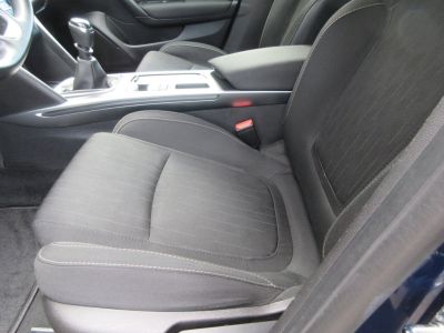 Renault Mégane 1.3 TCe Limited, Airco, Navi, Trekhaak, NL auto, APK 3-28