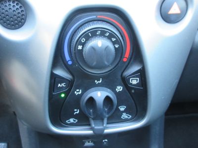Citroën C1 1.0 e-VTi Airscape Feel, Cruise, Stoelverw. Airco, Vouwdak, APK 6-27