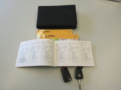 Opel Corsa 1.4-16V Cosmo, 5 Drs, Navi, LM, Airco, 1e Eig, APK 3-27
