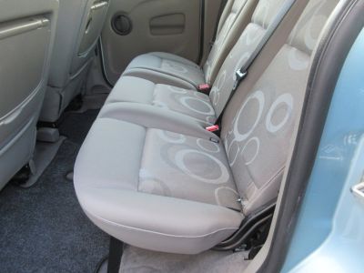 Renault Kangoo Family 1.6-16V Expression, Airco, Trekhaak, Lage km, APK 5-27