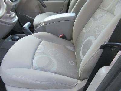 Renault Kangoo Family 1.6-16V Expression, Airco, Trekhaak, Lage km, APK 5-27